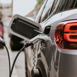 12V 80Ah Akü ve Şarj Aleti Verimli ve Güvenli